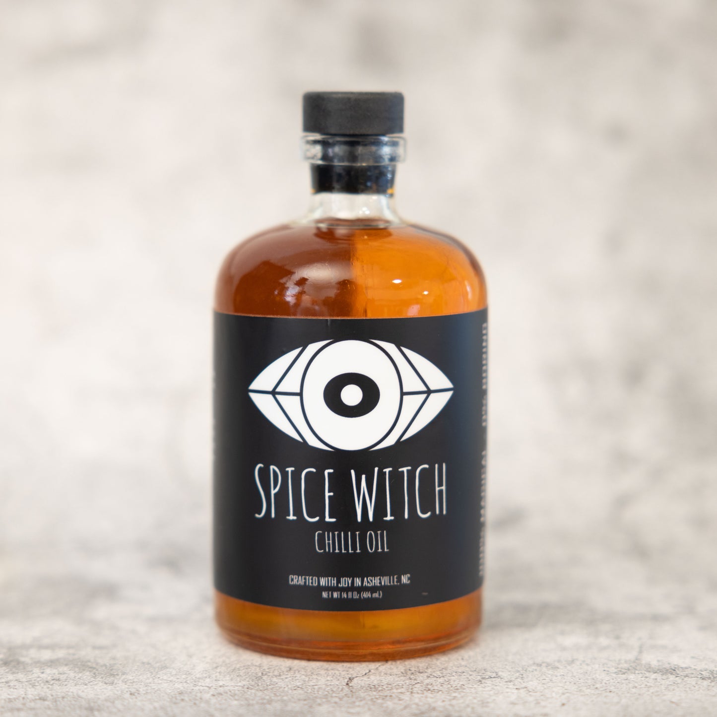 
                  
                     Discover bold flavor with Spice Witch Chili Oil, made with premium avocado oil, organic garlic, organic ginger, and aromatic spices. This versatile chili oil adds a spicy kick to any dish, perfect for cooking, drizzling, and dipping. Enhance stir-fries, soups, marinades, pizzas, pastas, salads, and vegetables with its rich, savory notes. Elevate your culinary creations with this essential gourmet condiment.
                  
                